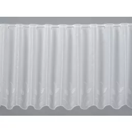    V/3051 - hímzett, fehér batiszt, levélmintával, 45 cm magas