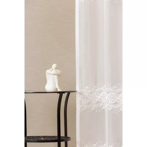  Samina - fehér, hímzett voile, klasszikus mintával, max. 275 cm magas